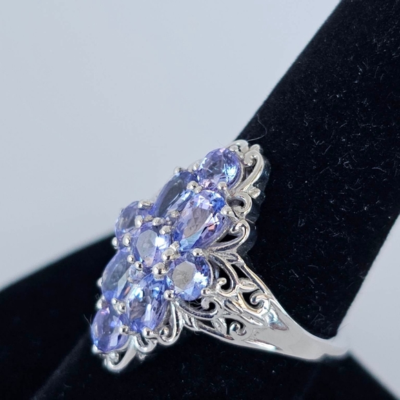 Genuine Tanzanite Ring set in Platinum over 925 Size 9! - Picture 8 of 15